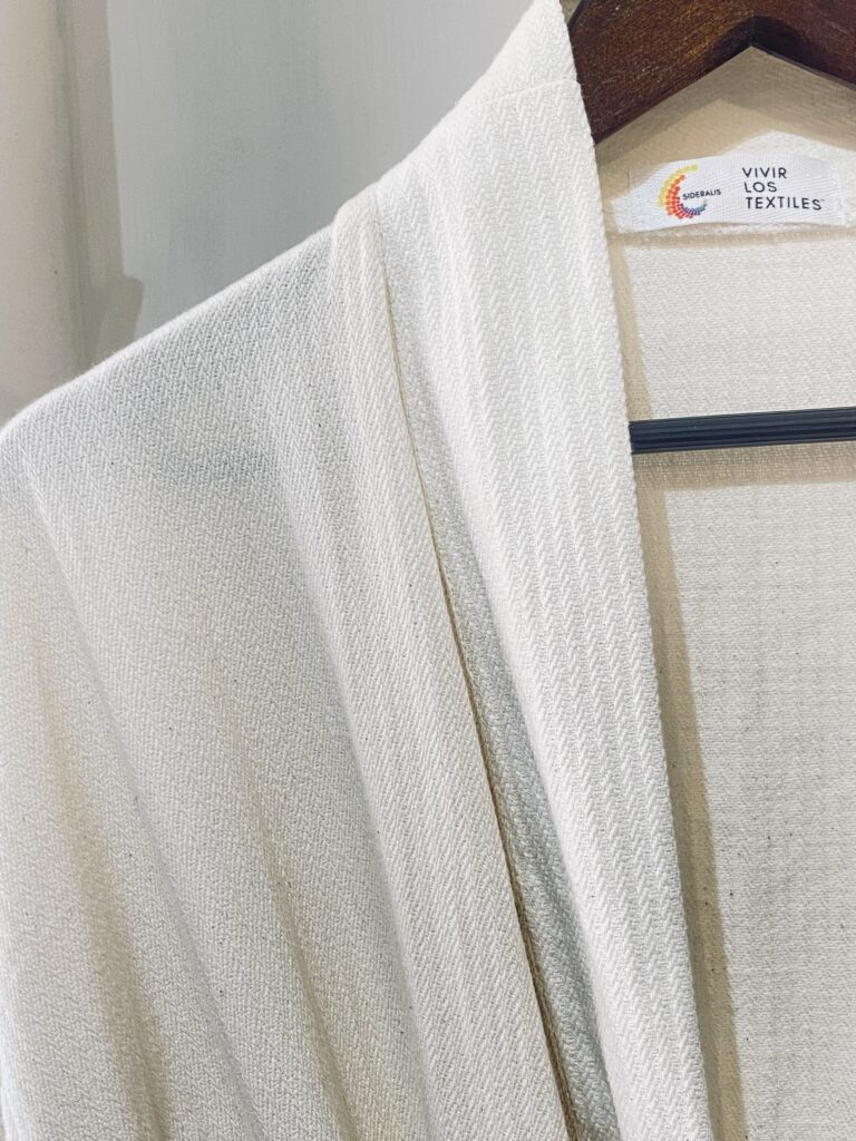 BATA DE BAÑO EN ALGODÓN | TEJIDO PLANO